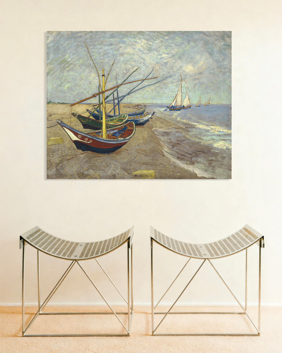 Poster Fischerboote am Strand von Les Saintes-Maries-de-la-Mer (1888) von Vincent van Gogh