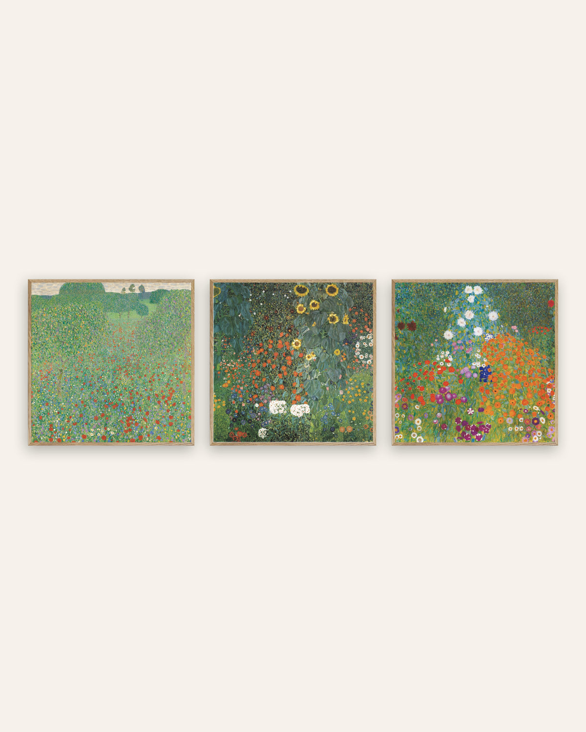 Klimt Poster 3er-Set: Mohnwiese, Bauerngarten mit Sonnenblumen und Bauerngarten, in Rahmen aus Natureiche