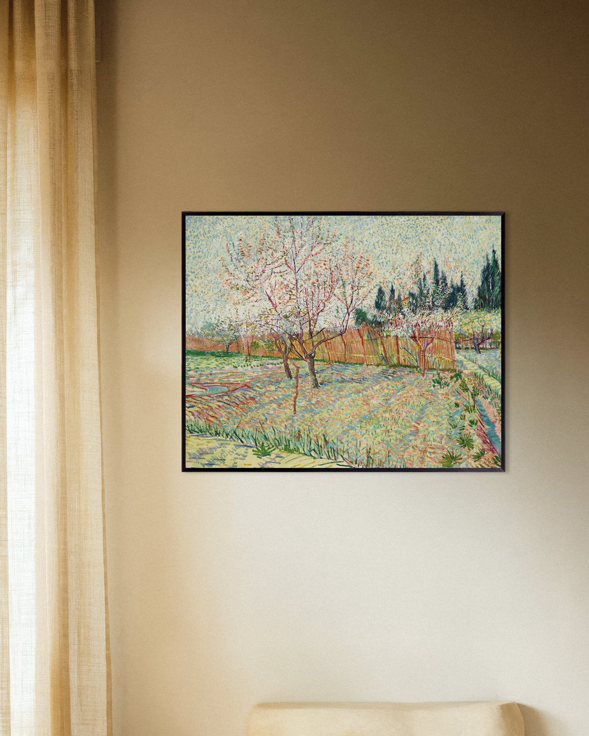 Poster mit Obstgarten mit Zypressen (1888) von Vincent van Gogh, mit Metallrahmen