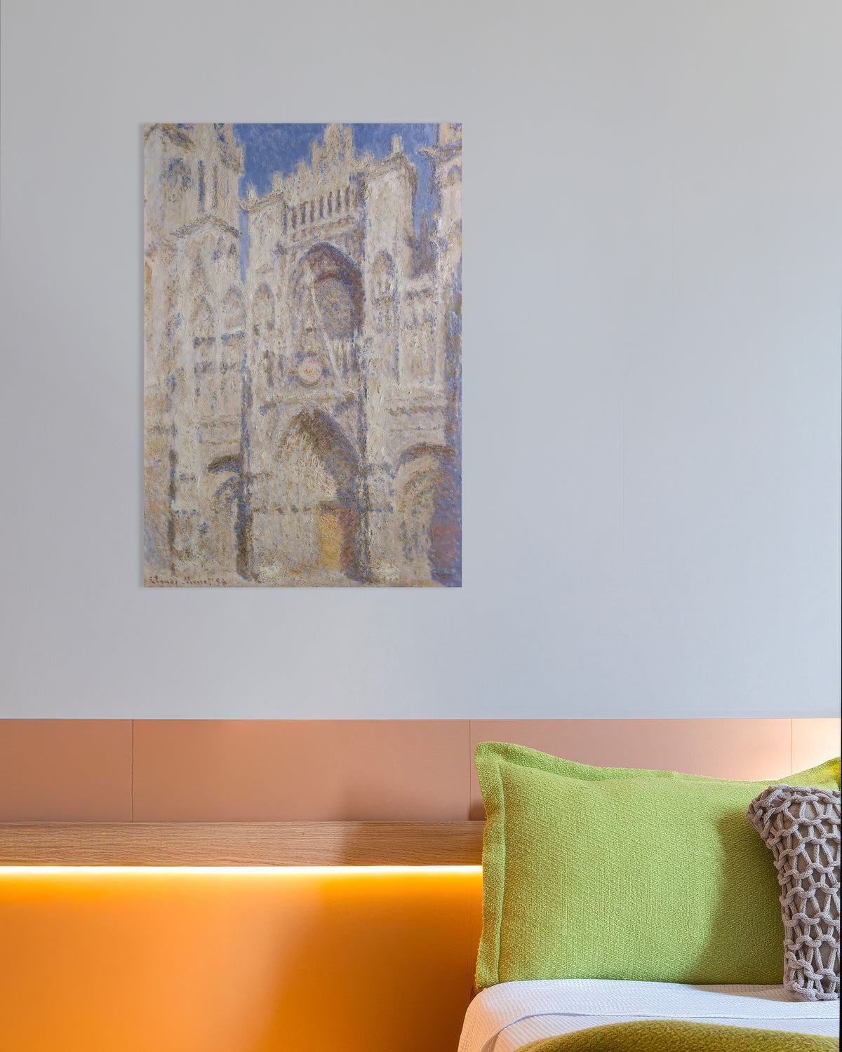 Poster Die Kathedrale von Rouen, das Portal im Sonnenlicht (1894) von Claude Monet