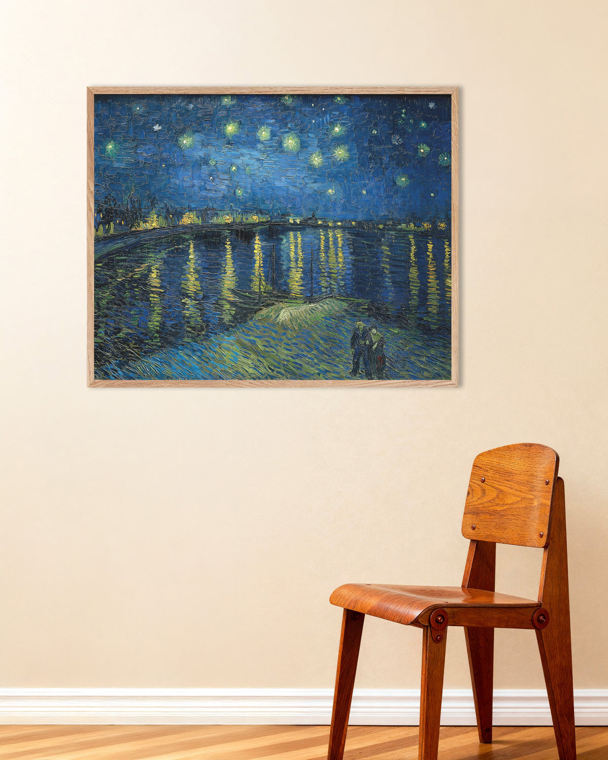 Poster von Sternennacht über der Rhône (1888) von Vincent van Gogh, mit naturfarbenem Holzrahmen
