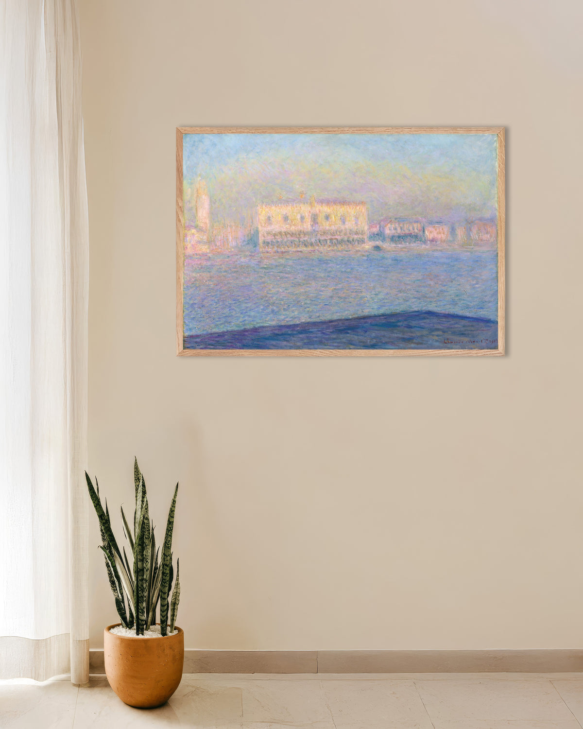 Poster Der Dogenpalast von San Giorgio Maggiore aus gesehen (1908) von Claude Monet mit naturfarbenem Holzrahmen