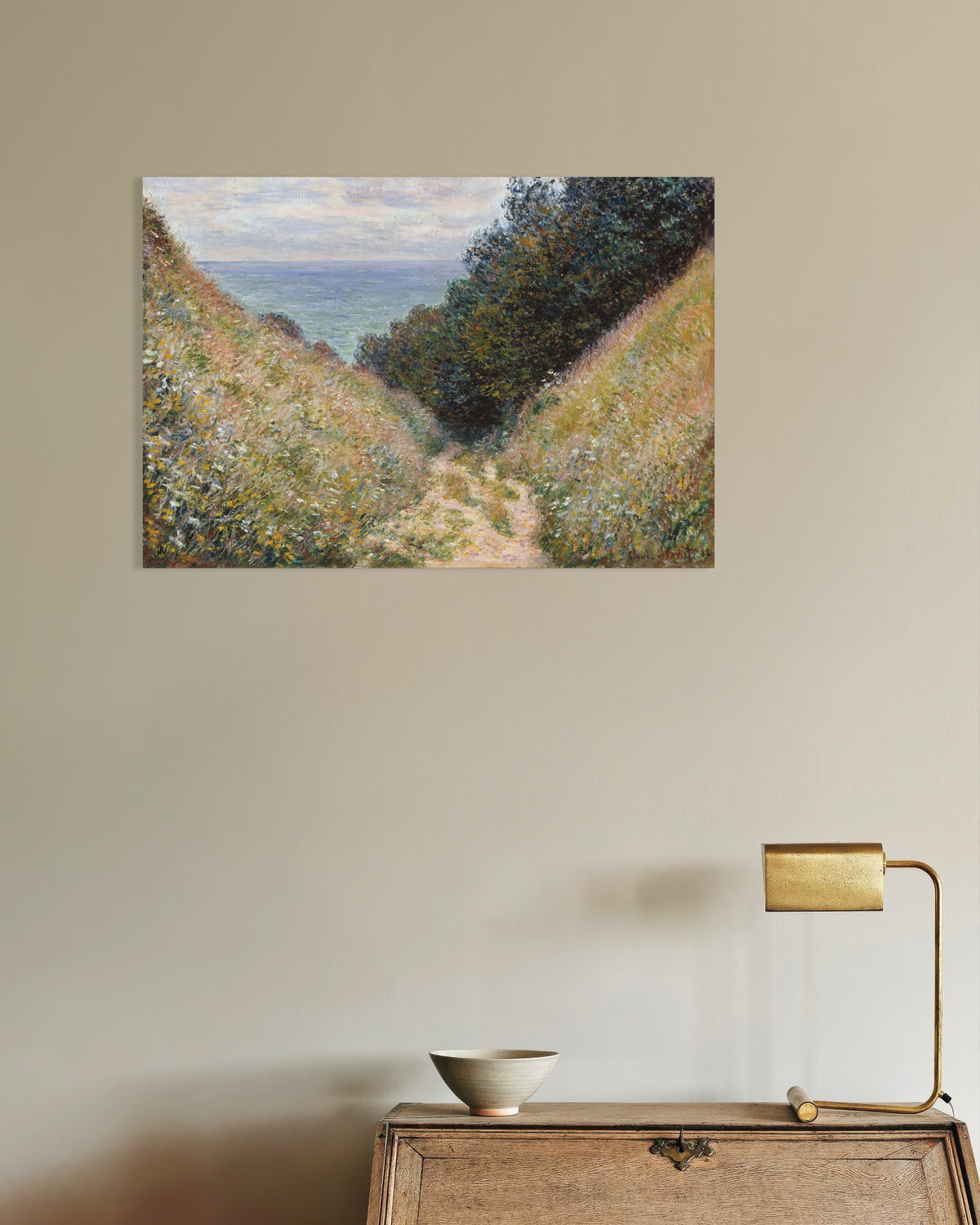 Poster Der Hohlweg La Cavée in Pourville (1882) von Claude Monet