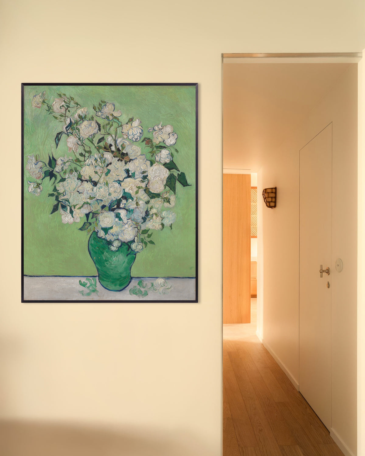 Poster „Vase mit Rosen (1890) von Vincent van Gogh“ mit Metallrahmen