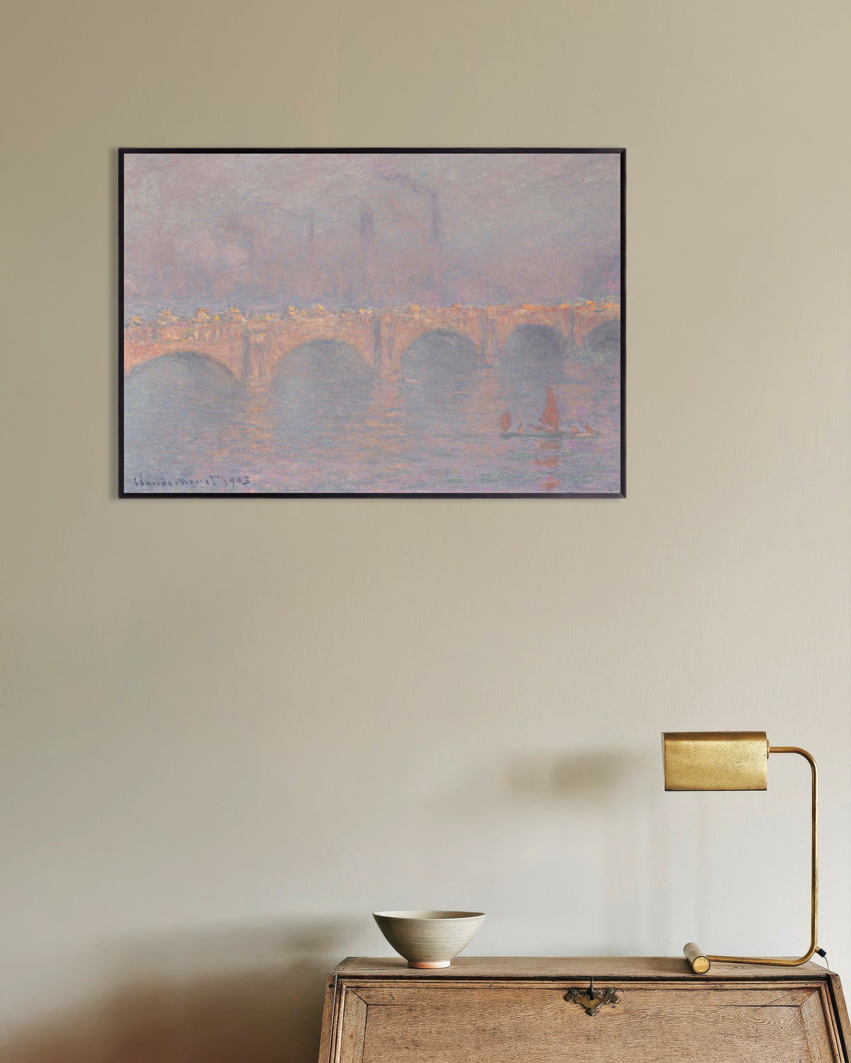 Poster Waterloo Bridge, verschleierte Sonne (1899–1903) von Claude Monet mit Metallrahmen