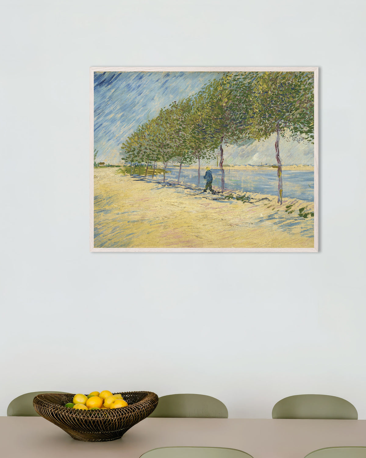 Poster „Entlang der Seine (1887) von Vincent van Gogh“ mit weißem Holzrahmen