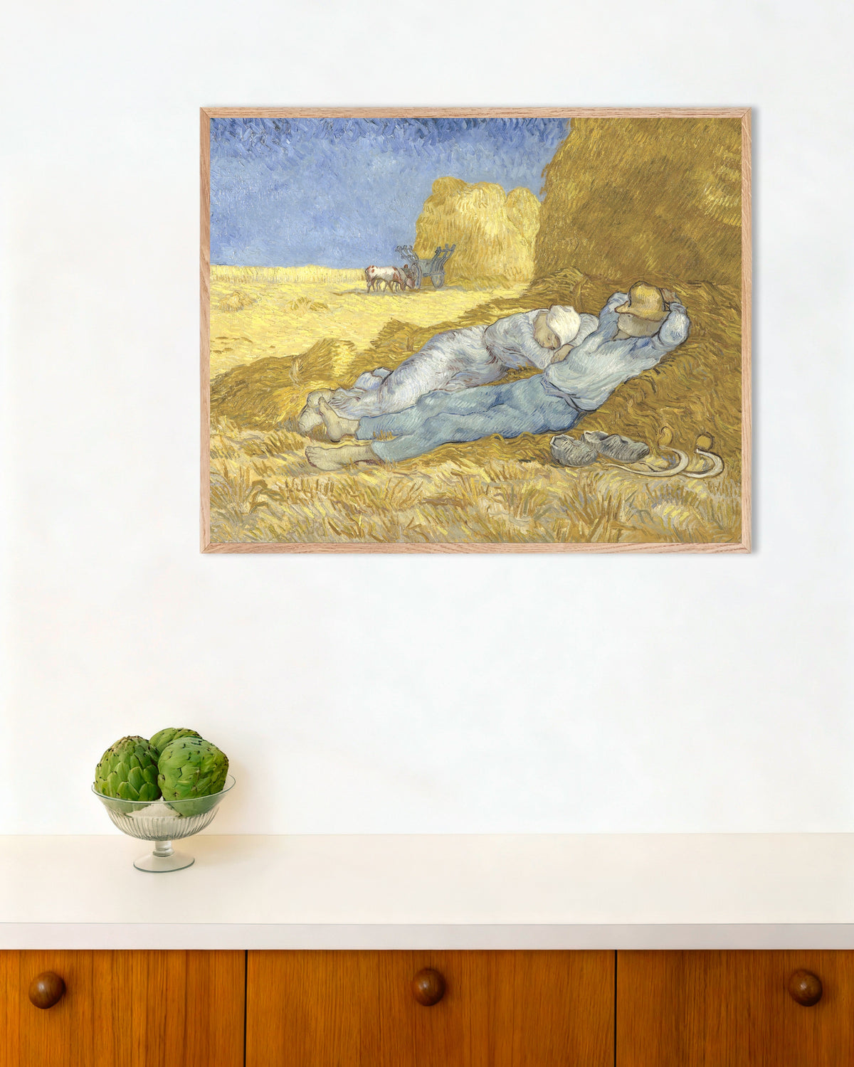 Poster von Die Siesta, nach Millet (1890) von Vincent van Gogh, mit naturfarbenem Holzrahmen