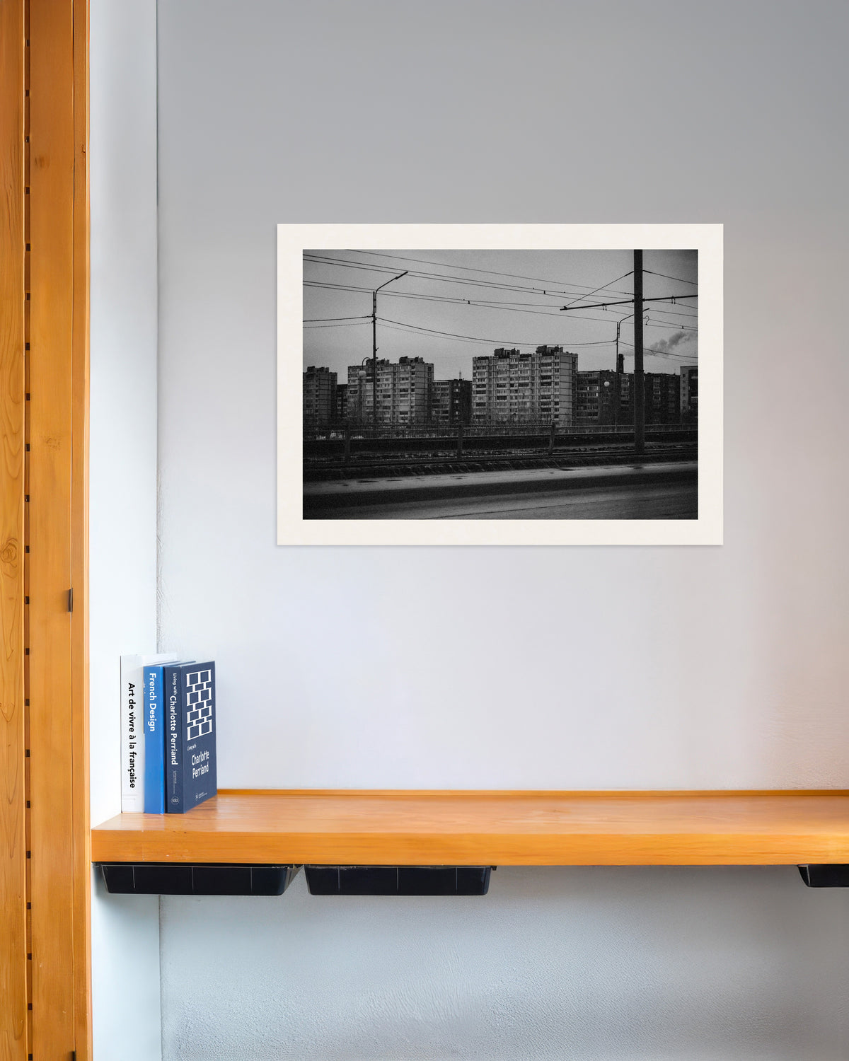 Poster „Hochhäuser jenseits der Straßenbahnleitungen“
